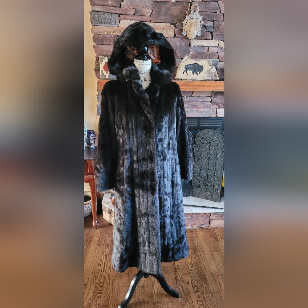 Stunning Dark Brown Mink Full Length coat L /XL